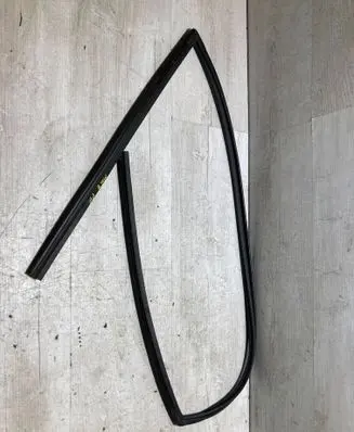 Ford Fiesta Front door glass trim molding h1BBA21510 A21510