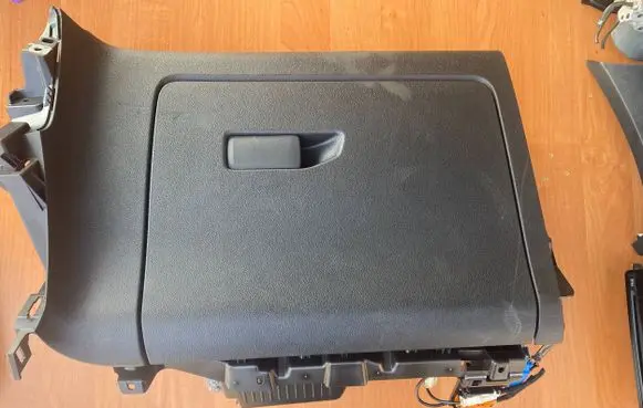 Peugeot Rifter Glove box set 328004400ZD 3280045A0ZD 00231484