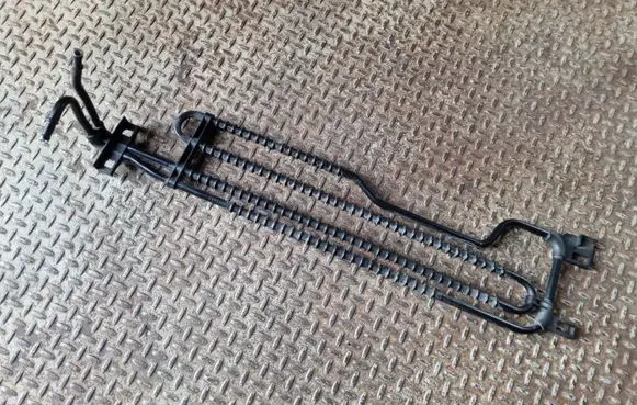 Mercedes-Benz C W204 Power steering radiator A2044601024