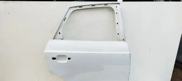 Audi Q3 8U Rear door