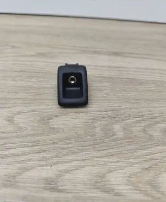 Volvo XC70 AUX in-socket connector 30781155