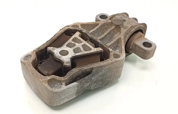 Mercedes-Benz A W176 Engine mount bracket A2462401209