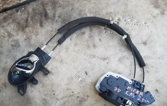 Nissan Micra Front door lock