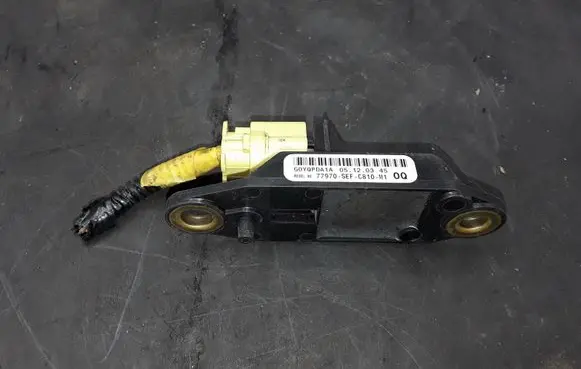 Honda Accord Airbag deployment crash/impact sensor 77970SEFC810M1