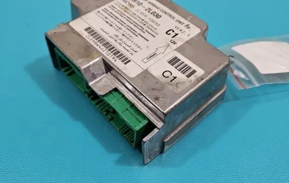 Hyundai i30 Airbag control unit/module 95910-2L030 IMPRK1429690