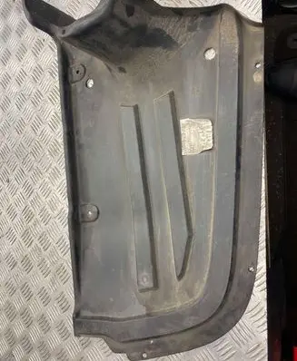 Volkswagen PASSAT B6 Rear underbody cover/under tray 3AA825216C