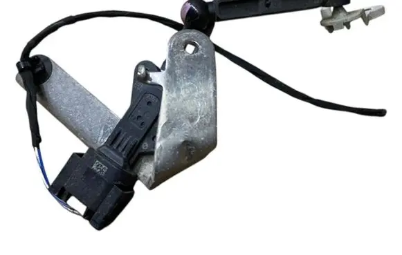 BMW X7 G07 Headlight/headlamp level sensor 6895467