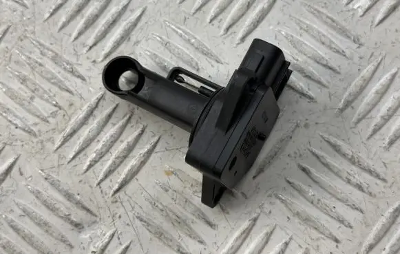 Toyota Avensis T250 Mass air flow meter MB1974003070 222040N010 071023
