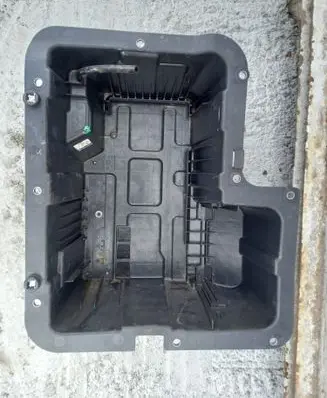 Volkswagen Crafter Battery box tray 7C0801283