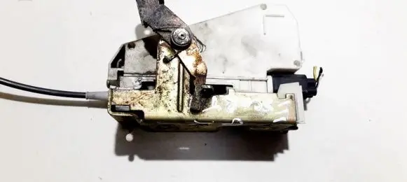 Ford Escort Rear door lock 93bg220a20ba 403.825