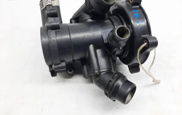 Thermostat/thermostat housing