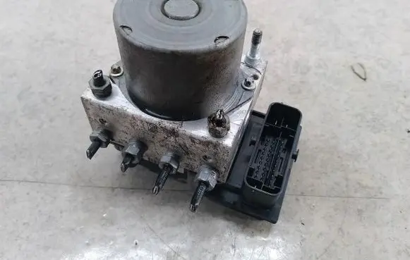 Peugeot 308 ABS Pump 