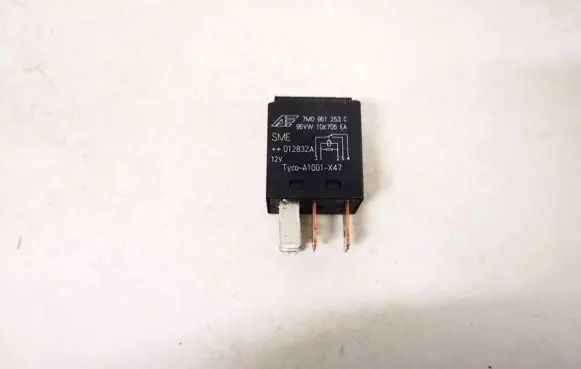 Seat Alhambra (Mk1) Other relay 7m0951253c 95vw10k705ea