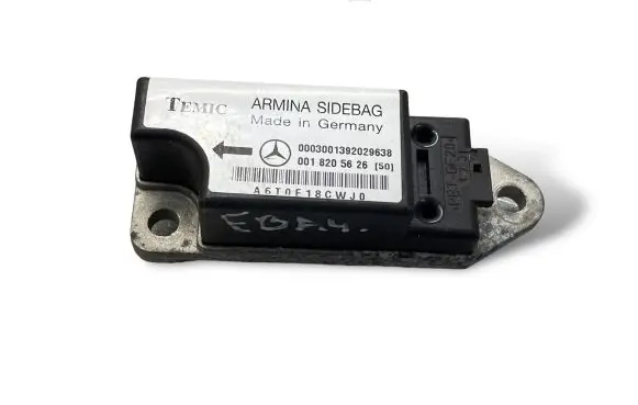 Mercedes-Benz E W210 Airbag deployment crash/impact sensor 0018205626