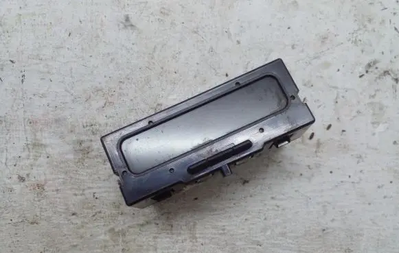 Renault Scenic I Screen/display/small screen P8200028364A