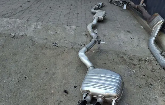 Mercedes-Benz E W214 Muffler/silencer A2064914300