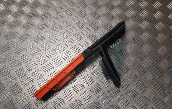Tesla Model S Front door window/glass frame 600654400G