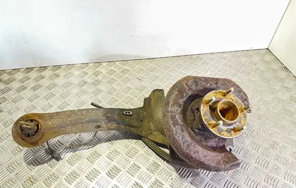 Ford Grand C-MAX Rear wheel hub