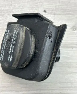 Mercedes-Benz Vito Viano W639 Oil fill pipe A6460160229