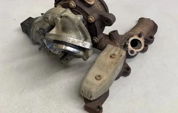 Skoda Octavia Mk2 (1Z) Turbo 03L253056G OJ50216885
