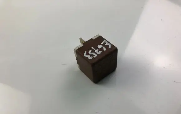 Renault Laguna I Other relay 7700810929