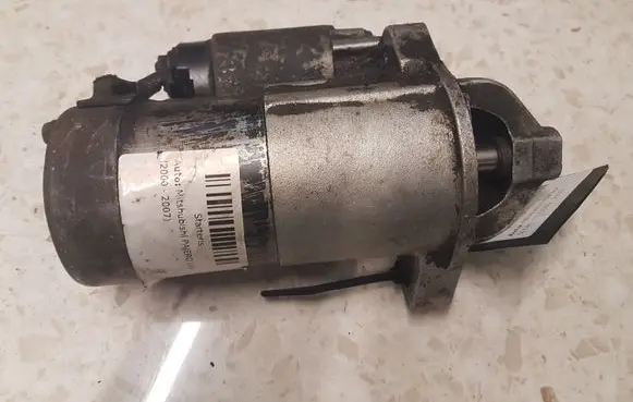 Mitsubishi Pajero Sport I Starter motor MD362207 MD3622