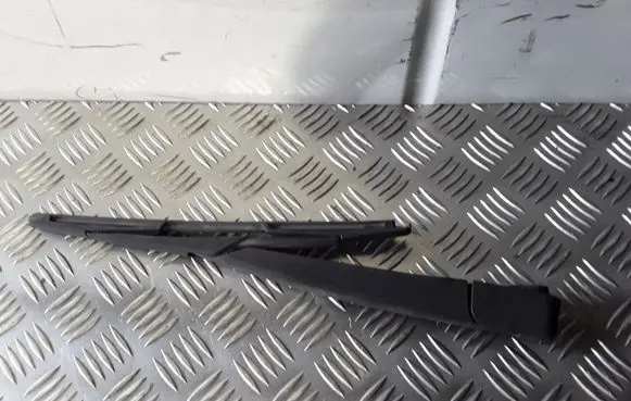 Nissan Qashqai Rear wiper blade 62777256
