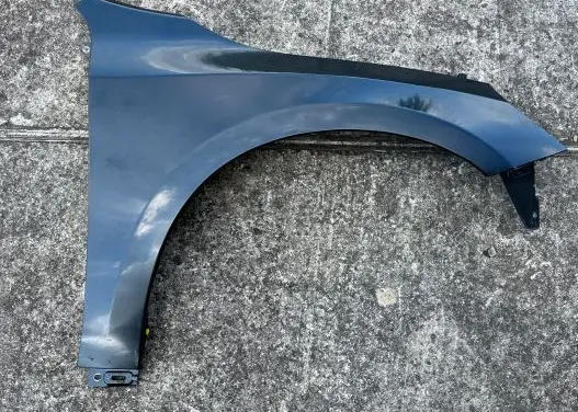 Volvo S60 Fender
