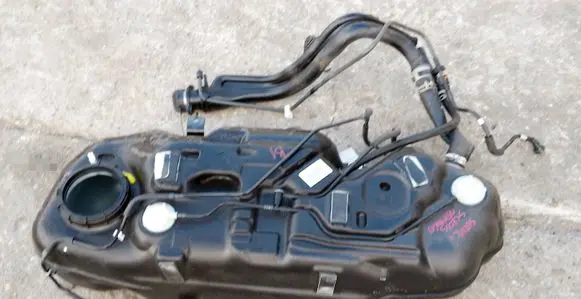 Suzuki SX4 S-Cross Fuel tank 