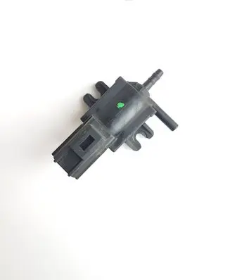 Land Rover Range Rover L322 Turbo solenoid valve 70121101