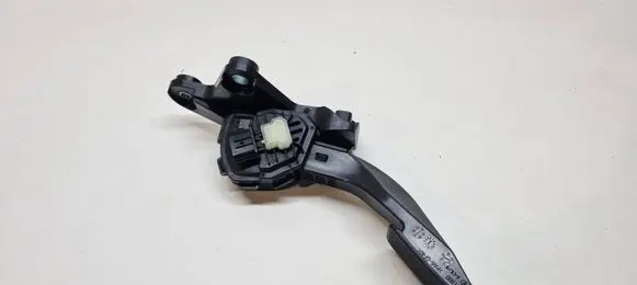 KIA Niro Accelerator throttle pedal 32700AT800 351902J100