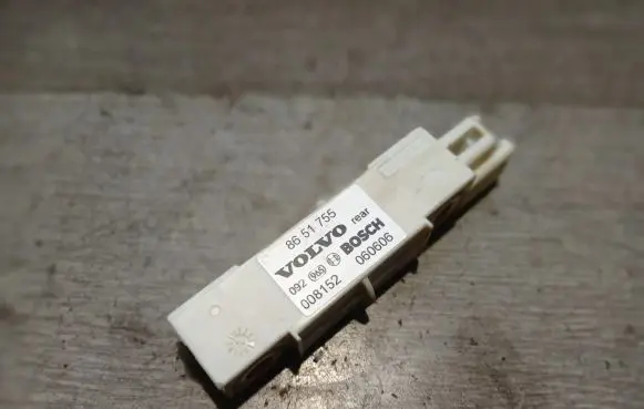 Volvo XC90 Airbag deployment crash/impact sensor 8651755