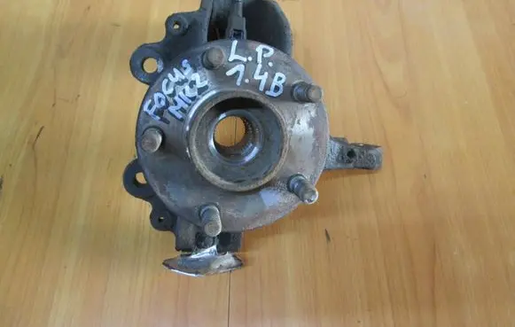 Ford Focus Front wheel hub spindle knuckle