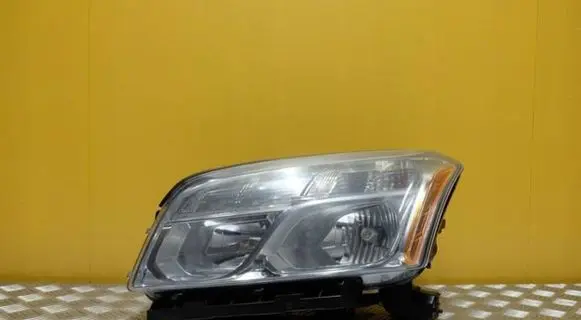 Chevrolet Trax Headlight/headlamp 95146960 2037