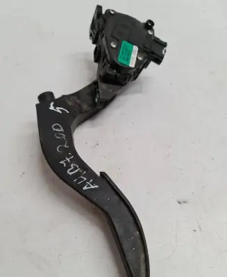 Audi A4 S4 B6 8E 8H Accelerator throttle pedal 8E1721523C 6PV00837505