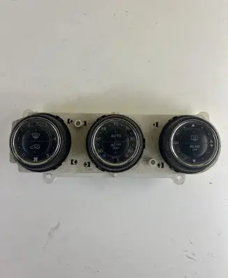 Mercedes-Benz ML W163 Climate control unit A1638205689KZ A1638205689 5HB96464307