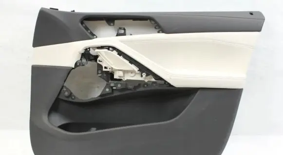 BMW X6 G06 Front door card panel trim 8374897