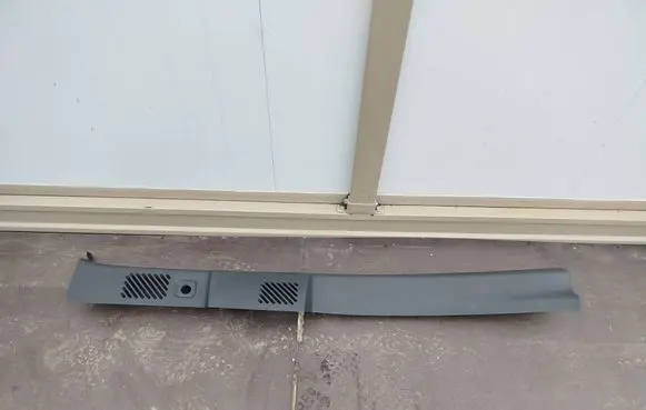 Mercedes-Benz Sprinter W907 W910 (C) pillar trim A9106902400 ZGS002