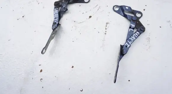 KIA Venga Engine bonnet/hood hinges