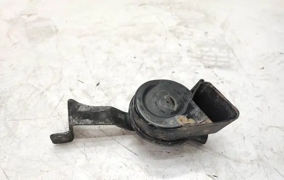 Audi A6 S6 C7 4G Horn signal 703881165
