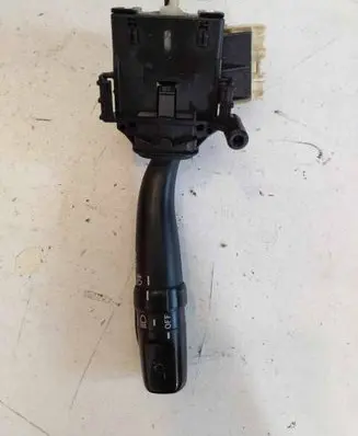 Toyota Avensis Verso Indicator stalk 20690
