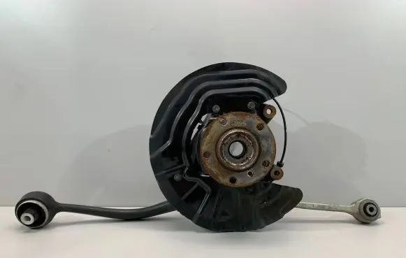 BMW X3 F25 Front wheel hub spindle knuckle 6855953