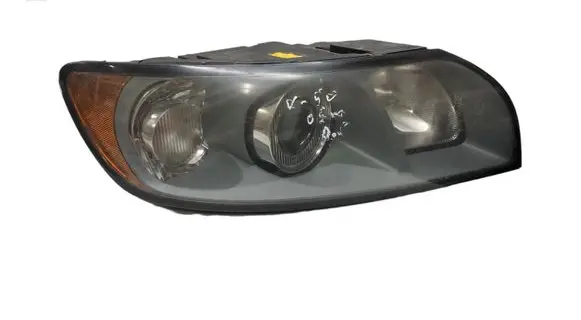 Volvo V50 Headlight/headlamp 30698886 0301198204