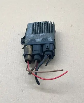 Volkswagen Transporter - Caravelle T5 Coolant fan relay 7H0959507