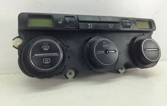 Volkswagen Touran I Climate control unit