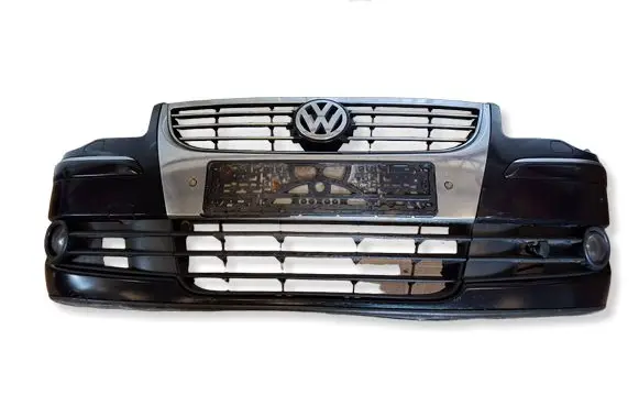 Volkswagen Touran I Front bumper 1T0807221