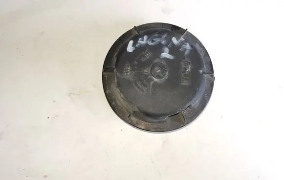 Headlight/headlamp dust cover