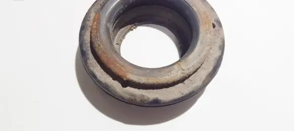 Renault Laguna II Coil spring mount 7700424482