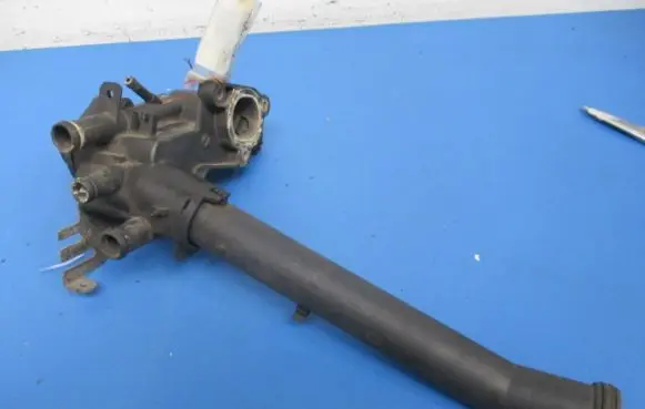 Skoda Felicia I Thermostat/thermostat housing