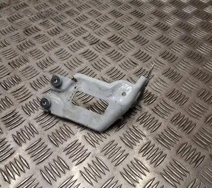 BMW X5 G05 Fender mounting bracket 7472596